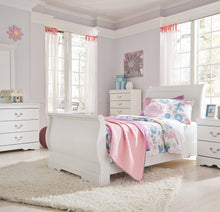 Load image into Gallery viewer, Anarasia  Sleigh Bed
