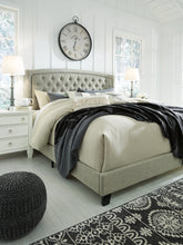 Load image into Gallery viewer, Jerary  Upholstered Bed
