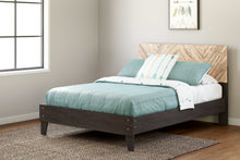 Load image into Gallery viewer, Piperton Queen Panel Platform Bed
