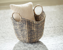Load image into Gallery viewer, Perlman Basket (2/CN)
